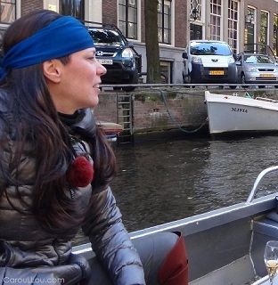 CarouLLou.com-Carou-LLou-in-Amsterdam-canal-M