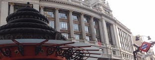CarouLLou.com-Carou-LLou-in-Madrid-roofs-scultures-S